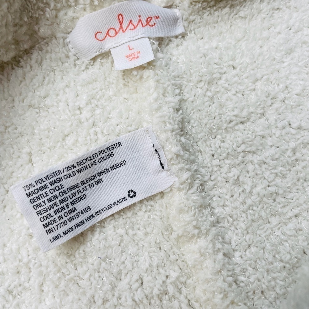 Colsie White Fuzzy Knit Crop Bra Top & Shorts Plush Lounge 2 Piece Set Size L - Picture 9 of 11